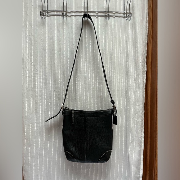 Coach Purse Pebble Leather Adjustable Strap Shoulder H0894-F12319 Black Buckle - Picture 2 of 15